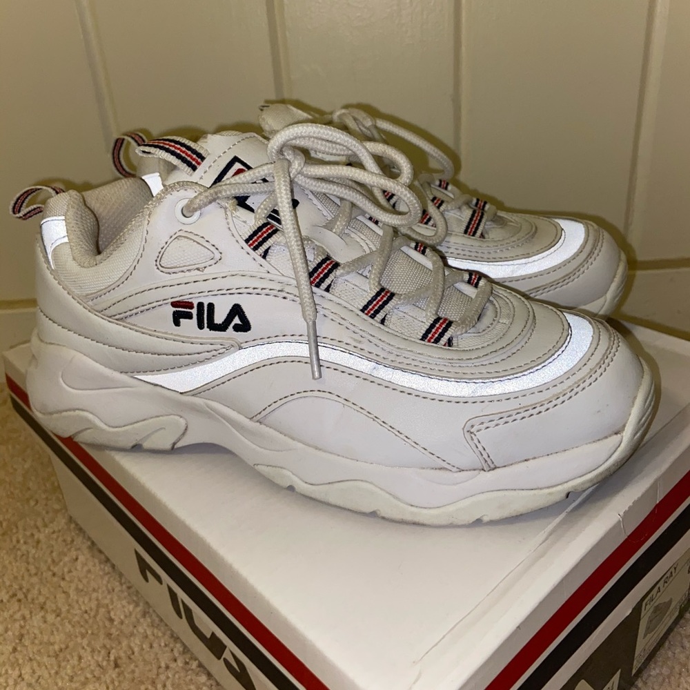 fila ray disruptors❤️💙🤍